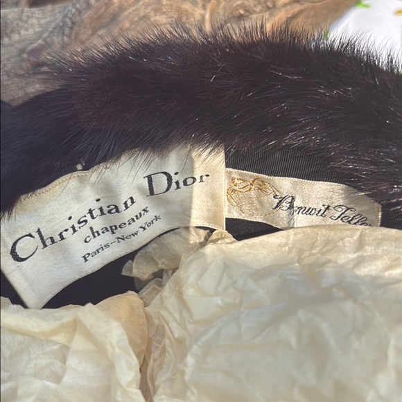 Dior Black Fur Hat with Bow - Picture 2 of 6